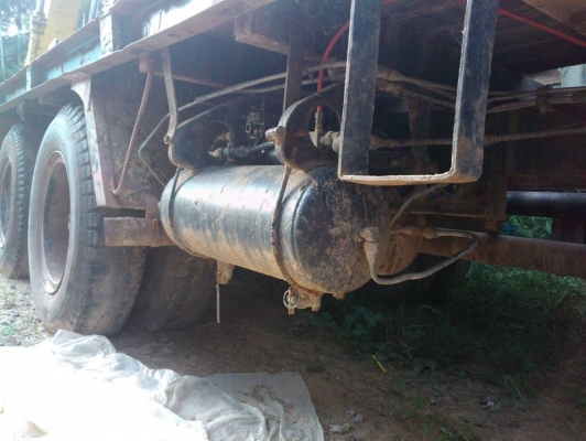 **360,000 บ.ต่อรอง**ขาย10ล้อเพลาเดียวท้ายลาดขึ้นแบคโฮ200 NISSAN UD CW30M PE6 Turbo-260HP 2เพลาตอนเพลาเดียว เครื่องเดิมเกียร์เดิม 260แรง เครื่องดี แน่นดี แรง เกียร์ดีไม่หลุด ช่วงล่างดี คัสซีใหญ่ สวย ไม่ปะไม่ดาม หางขึ้นแบคโฮสภาพดี พื้นดี เหล็กใหญ่แข็งแรง หั **360,000 บ.ต่อรอง**ขาย10ล้อเพลาเดียวท้ายลาดขึ้นแบคโฮ200 NISSAN UD CW30M PE6 Turbo-260HP 2เพลาตอนเพลาเดียว เครื่องเดิมเกียร์เดิม 260แรง เครื่องดี แน่นดี แรง เกียร์ดีไม่หลุด ช่วงล่างดี คัสซีใหญ่ สวย ไม่ปะไม่ดาม หางขึ้นแบคโฮสภาพดี พื้นดี เหล็กใหญ่แข็งแรง หั