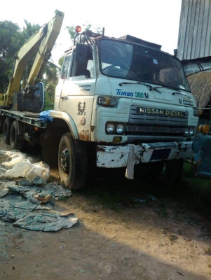 **360,000 บ.ต่อรอง**ขาย10ล้อเพลาเดียวท้ายลาดขึ้นแบคโฮ200 NISSAN UD CW30M PE6 Turbo-260HP 2เพลาตอนเพลาเดียว เครื่องเดิมเกียร์เดิม 260แรง เครื่องดี แน่นดี แรง เกียร์ดีไม่หลุด ช่วงล่างดี คัสซีใหญ่ สวย ไม่ปะไม่ดาม หางขึ้นแบคโฮสภาพดี พื้นดี เหล็กใหญ่แข็งแรง หั **360,000 บ.ต่อรอง**ขาย10ล้อเพลาเดียวท้ายลาดขึ้นแบคโฮ200 NISSAN UD CW30M PE6 Turbo-260HP 2เพลาตอนเพลาเดียว เครื่องเดิมเกียร์เดิม 260แรง เครื่องดี แน่นดี แรง เกียร์ดีไม่หลุด ช่วงล่างดี คัสซีใหญ่ สวย ไม่ปะไม่ดาม หางขึ้นแบคโฮสภาพดี พื้นดี เหล็กใหญ่แข็งแรง หั