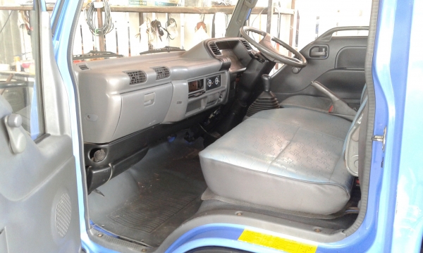 ขายสี่ล้อกลาง อีซูซุ nkr55E 100 แรง รถห้างปี04 ขายถูก350000 ขายสี่ล้อกลาง อีซูซุ nkr55E 100 แรง รถห้างปี04 ขายถูก350000