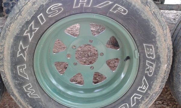 กะทะซูกลับหน้าแปลนแถมยาง 225/70/15ปี 09 1คู่ . กะทะซูกลับหน้าแปลนแถมยาง 225/70/15ปี 09 1คู่ .