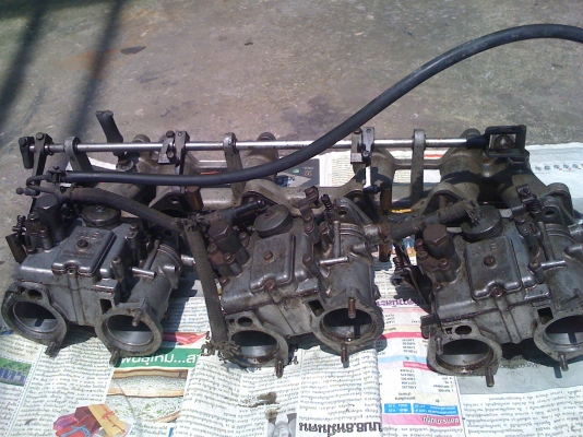 Solex คาบูคู่ ของแรงญี่ปุ่น 6 ปาก พร้อมคอไอดี Tomei