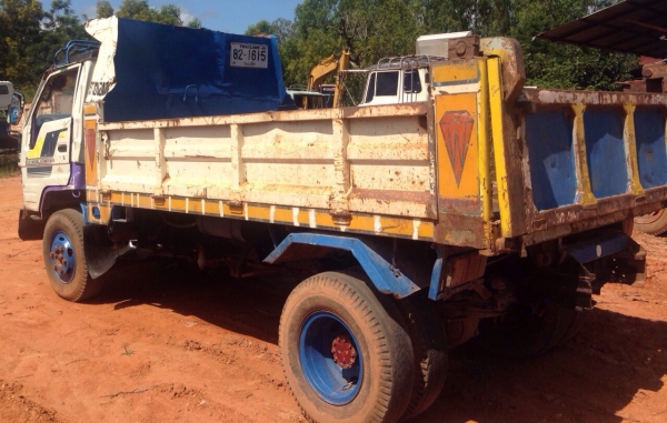 ขายด่วน หกล้อดั๊มพ์ DYNA 115 HP BU91 เครื่อง 14B แรงดีแน่นดีมาก กระบะดั๊มพ์ 4 ตันความยาว 3.50 เมตรสภาพสวยไม่มีผุเลย ช่วงล่างใหญ่ติด F หน้าหลังพร้อมใช้งาน เอกสารเล่มทะเบียนครบพร้อมโอน ราคาต่อรองได้ครับ