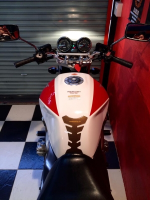 T&amp;T BIKE RAMA2 ขายHONDA CB1300 ปี2005 หัวฉีด PGM FI  กุญแจชิพแท้ เอกสารอินวอย สรรพสามิต แท้ ราคา129000 ฿