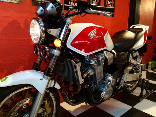 T&amp;T BIKE RAMA2 ขายHONDA CB1300 ปี2005 หัวฉีด PGM FI  กุญแจชิพแท้ เอกสารอินวอย สรรพสามิต แท้ ราคา129000 ฿