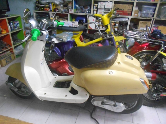 ขายสกูตเตอร์Honda Giorno Crea Af54 4จังหวะหม้อน้ำ 50cc เปิดราคา 9xxx บาท รายละเอียดด้านในเชิญชมเลย