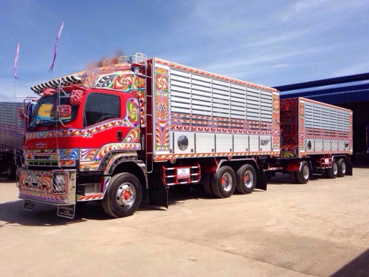 ขาวดาว์นรถพ่วงดัมพ์ Isuzu เครื่อง 360 แรง ไมล์ 80,000 ออกป้ายแดงมา ส่งต่อ 36 งวด ๆละ 85,000 บาท