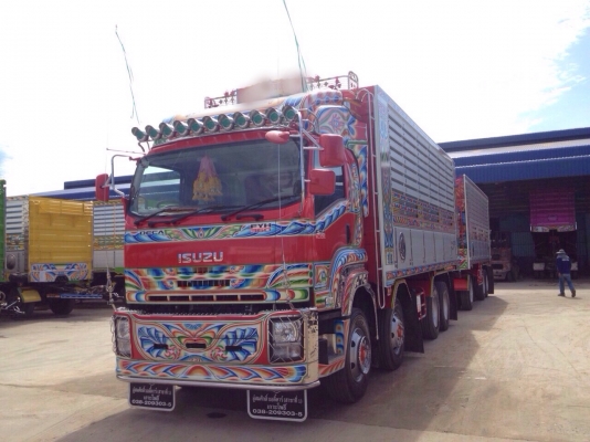 ขาวดาว์นรถพ่วงดัมพ์ Isuzu เครื่อง 360 แรง ไมล์ 80,000 ออกป้ายแดงมา ส่งต่อ 36 งวด ๆละ 85,000 บาท