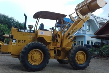 ขายรถตักล้อยาง(FROM JPAPN)CATERPLAR 910 รถพร้อมใช้งานระบบดี( มีเอกสารอินวอย)สนใจติดต่อ085-5632278ภานุกูล(ราคาต่อรองได้)
