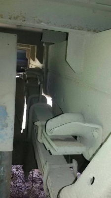 รถอีซูซุ 6 ล้อ รั้ว ( ไม่ดั้ม )  NPR  115 แรงม้า. ปี 33  สนใจติดต่อ 081 - 6079515