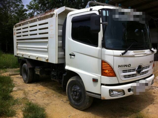 รถฮีโน่  6  ล้อดั้ม 175 แรงม้า. ปี 53  ( รถวิ่ง 8x,xxxx กม. )   สนใจติดต่อ  081 - 6079515