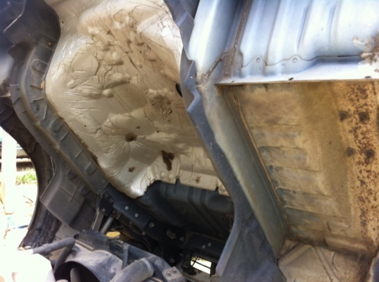 รถฮีโน่ 6 ล้อดั้ม 175 แรงม้า. ปี 53 ( รถวิ่ง 8x,xxxx กม. ) สนใจติดต่อ 081 - 6079515 รถฮีโน่ 6 ล้อดั้ม 175 แรงม้า. ปี 53 ( รถวิ่ง 8x,xxxx กม. ) สนใจติดต่อ 081 - 6079515