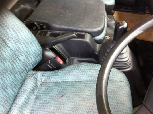 รถฮีโน่ 6 ล้อดั้ม 175 แรงม้า. ปี 53 ( รถวิ่ง 8x,xxxx กม. ) สนใจติดต่อ 081 - 6079515 รถฮีโน่ 6 ล้อดั้ม 175 แรงม้า. ปี 53 ( รถวิ่ง 8x,xxxx กม. ) สนใจติดต่อ 081 - 6079515