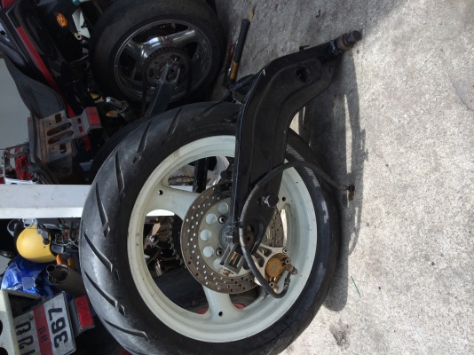 ขายอะไหร่ของแต่งหลายรายการ NSR250 RGV250 VFR RVF FZR750 Ducati916 Arai