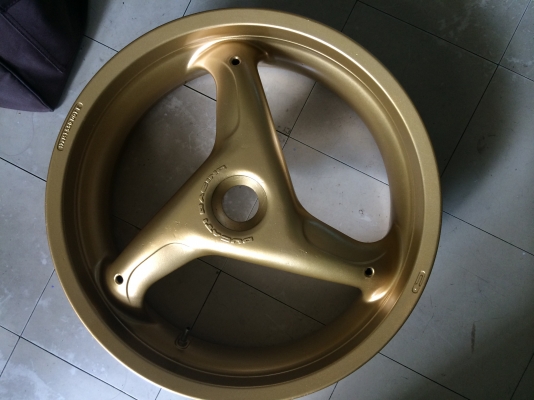 ขายอะไหร่ของแต่งหลายรายการ NSR250 RGV250 VFR RVF FZR750 Ducati916 Arai