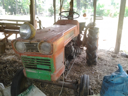 ขายตามสภาพ รถไถ 22แรงคูโบต้าเครื่องติดยาก