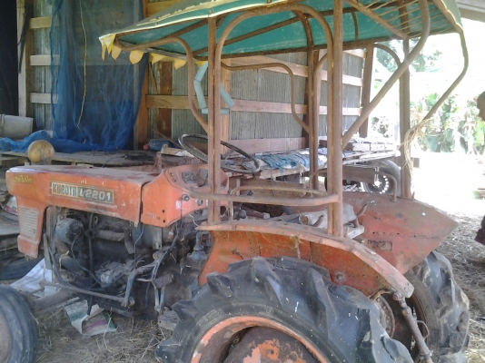 ขายตามสภาพ รถไถ 22แรงคูโบต้าเครื่องติดยาก