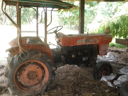 ขายตามสภาพ รถไถ 22แรงคูโบต้าเครื่องติดยาก