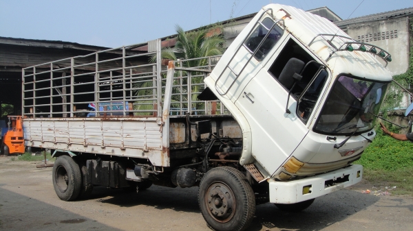 HINO GD เครื่องEH700(170แรง)เครื่องดี คัสฃีสวยเดิมๆ แอร์ ฟิล์ม ราคาถูก HINO GD เครื่องEH700(170แรง)เครื่องดี คัสฃีสวยเดิมๆ แอร์ ฟิล์ม ราคาถูก