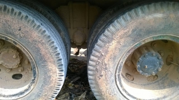 ขายเทนเลอร์ 10 ล้อหัวยาว เพลาเดียว ไม่มีเล่มทะเบียนราคาถูก เครื่อง 6BD1 165 แรงม้า คัสซีสวย เฟืองทายใหญ่ ZM 10 น็อต สโลว์กลาง พาวเวอร์ ราคาต่อรองได้ครับ