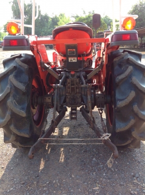 แทรกเตอร์คูโบต้า 3408 สภาพ ดีมาก เดิมๆทั้งคัน มีผานพรวนให้ด้วย