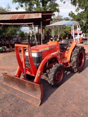 แทรกเตอร์คูโบต้า 3408 สภาพ ดีมาก เดิมๆทั้งคัน มีผานพรวนให้ด้วย