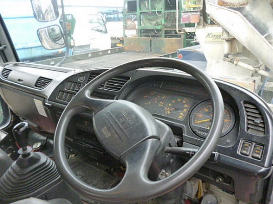 ขายรถโม่ ISUZU DECA โม่ 4Q ขายรถโม่ ISUZU DECA โม่ 4Q