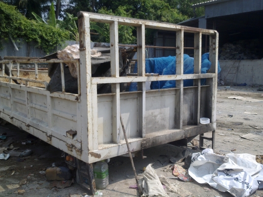 ขายกระบะเหล็กหกล้อ 1 ลูก