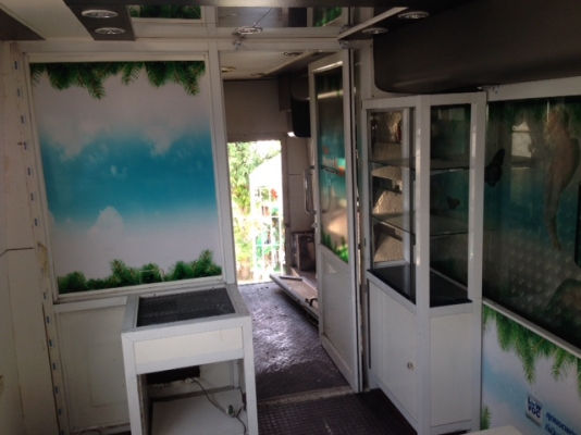 ขายรถบัสรถใหม่ใช้มา 5 ปี