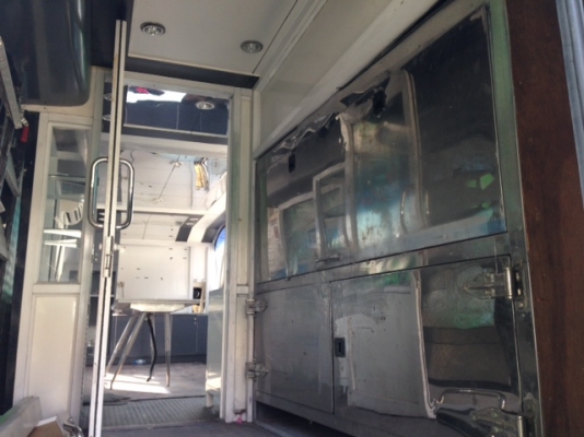 ขายรถบัสรถใหม่ใช้มา 5 ปี