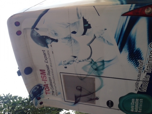 ขายรถบัสรถใหม่ใช้มา 5 ปี