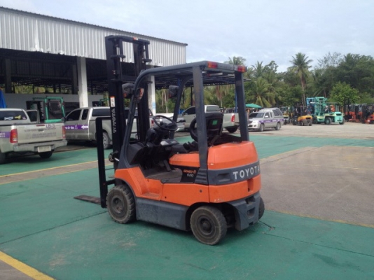 ขายรถโฟล์คลิฟท์ TOYOTA ไฟฟ้านั่งขับ ขนาด 1.8 ตัน รุ่น7เสาสูง 4 เมตร เกียร์ออโต้ รถสวย  (2348)พร้อมใช้งาน ติดต่อ 089-9357399 ดลนภัส