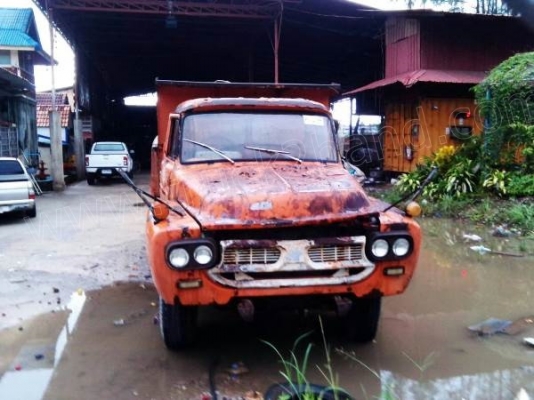 รถบรรทุกดั๊ม 6 ล้อหัวยาว เป็นรถประมูลจากกรมชลประทาน รถบรรทุกดั๊ม 6 ล้อหัวยาว เป็นรถประมูลจากกรมชลประทาน