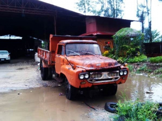 รถบรรทุกดั๊ม 6 ล้อหัวยาว เป็นรถประมูลจากกรมชลประทาน รถบรรทุกดั๊ม 6 ล้อหัวยาว เป็นรถประมูลจากกรมชลประทาน