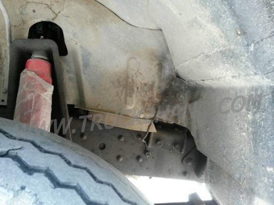 รถบรรทุก 6 ล้อ ยี่ห้ออีซูซุ เป็นกระบะไม้+หัวไม้