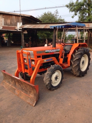 แทรกเตอร์คูโบต้า L4202DT สภาพสวยมากเดิมๆ ทั้งคัน มีผานดันหน้า และผานหลัง  พร้อมส่งถึงที่ระยะทางไม่เกิน 300 ก.ม.