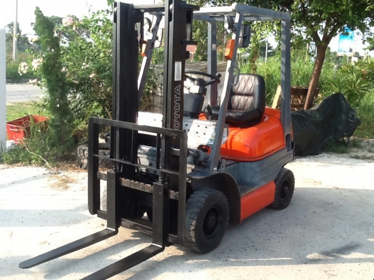 รถยกToyota 6fg10สภาพดีพร้อมใช้ราคาไม่แพง