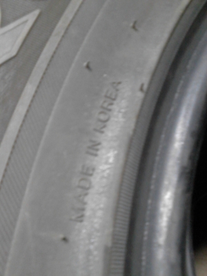 265/60R18 AURORA RADIAL RH08  ปี 2012 ชุด 4 เส้น  TEL.081-427-3941