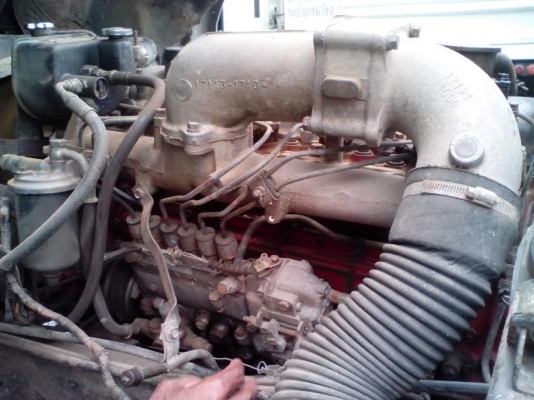 หกล้อดั้ม  168  เเรงม้า   f18  สโลกลาง   เพืองท้ายฟูโซ่  ราคาต่อรองได้ครับ