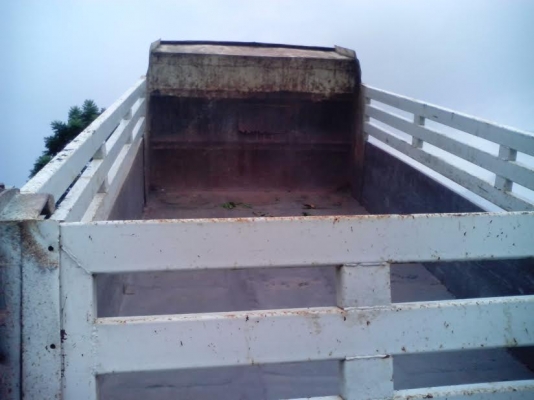 หกล้อดั้ม  168  เเรงม้า   f18  สโลกลาง   เพืองท้ายฟูโซ่  ราคาต่อรองได้ครับ