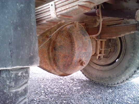 หกล้อดั้ม  168  เเรงม้า   f18  สโลกลาง   เพืองท้ายฟูโซ่  ราคาต่อรองได้ครับ