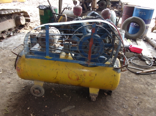 ขายเครืื่องสูบลมสกูร Airman 175 PDS และเเครื่องลมไฟฟ้า Puma 2 ตัวรวมกัน ขายเครืื่องสูบลมสกูร Airman 175 PDS และเเครื่องลมไฟฟ้า Puma 2 ตัวรวมกัน