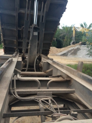 รถฮีโน่ 10 ล้อดั้ม 344 แรงม้า. ปี 54 สนใจติดต่อ 081 - 6079515 รถฮีโน่ 10 ล้อดั้ม 344 แรงม้า. ปี 54 สนใจติดต่อ 081 - 6079515