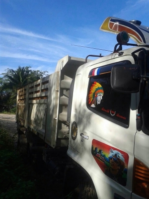 รถฮีโน่ 10 ล้อดั้ม  344 แรงม้า. ปี 54  สนใจติดต่อ  081 - 6079515