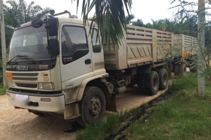 รถอีซูซุ 10 ล้อดั้ม FXZ  270 แรงม้า. ปี 51  ( ขายแม่ , ลูก ) , ( รถวิ่ง  2xx,xxx กม. )   สนใจติดต่อ  081 - 6079515