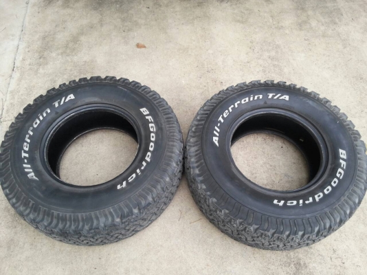 ขายยางBF 31-10.5-15 สองเส้น