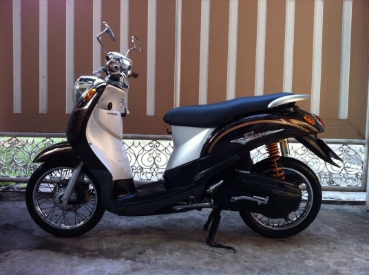 ขออนุญาติขาย Yamaha Fino 115 สีสวยคลาสสิค โอนให้ฟรีครับ ขออนุญาติขาย Yamaha Fino 115 สีสวยคลาสสิค โอนให้ฟรีครับ