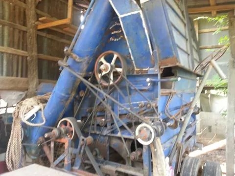 ขายรถนวดข้าว ไทยเส็งยนต์5ฟุต 6ล้อเครื่อง74แรง สภาพพร้อมใช้งาน สนใจโทร 090-8588220คุณนะ ID:narong498 หรือ www.truck.in.th/498