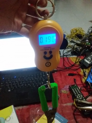 ขายตราชั่งแขวนพกพา ชั่งได้ 40 Kg 280 บ. รวมส่ง