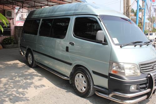 รถตู้ หลังคาสูง สภาพดี พร้อมใช้งาน รถตู้ หลังคาสูง สภาพดี พร้อมใช้งาน