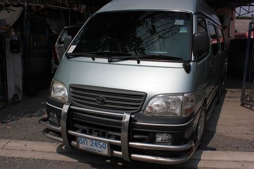 รถตู้ หลังคาสูง สภาพดี พร้อมใช้งาน รถตู้ หลังคาสูง สภาพดี พร้อมใช้งาน